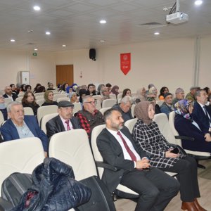 “Yaşlılık ve Toplumsal Hayat” Konulu Söyleşi Gerçekleştirildi - fotoğraf 4
