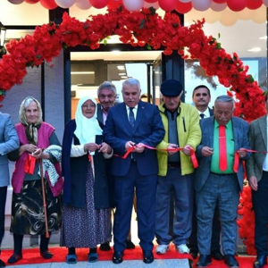Trabzon Valisi Aziz Yıldırım, İl Müdürlüğümüze Bağlı Kuruluşumuz Yıldızlı Huzurevi Yaşlı Bakım Ve Rehabilitasyon Merkezini Ziyaret Etti. - fotoğraf 1