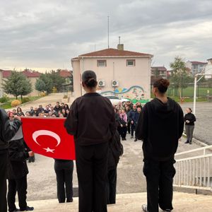 10 Kasım Ulu Önder Gazi Mustafa Kemal ATATÜRK’ün Ölüm Yıl Dönümü Dolayısıyla Anma Programı Düzenlendi. - fotoğraf 2