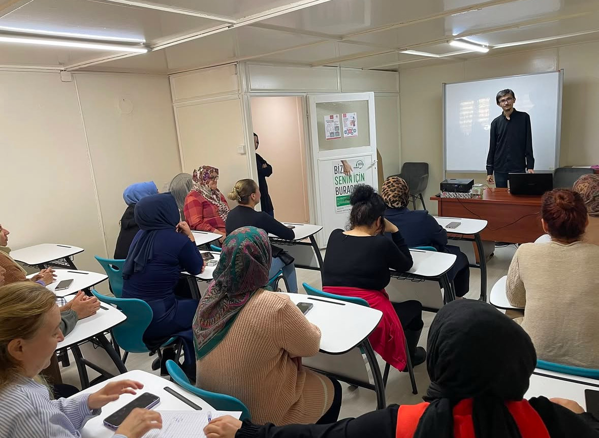 Aile Eğitim Programı Kapsamında Bilecik Aile Destek Merkezinde Eğitim Gerçekleştirildi