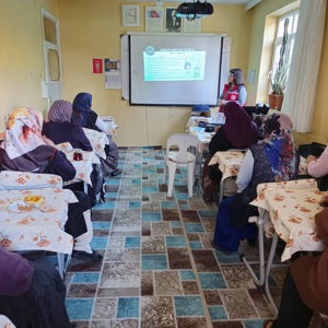Aile İçi Kadına Şiddetle Mücadele ve Erken Yaşta Zorla Evlilikle Mücadele Konulu Eğitim Düzenlendi - fotoğraf 2