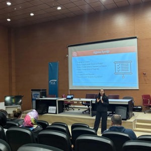 “Kadına Yönelik Şiddetle Mücadele” Konulu Farkındalık Semineri Gerçekleştirilmiştir - fotoğraf 3