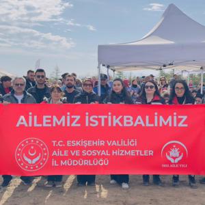 Aile Yılı Hatıra Ormanı’nda 20 Bin Fidan Toprakla Buluştu - fotoğraf 1