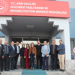 Ağrı Birlik Platformu Huzurevi Etkinliği - fotoğraf 15