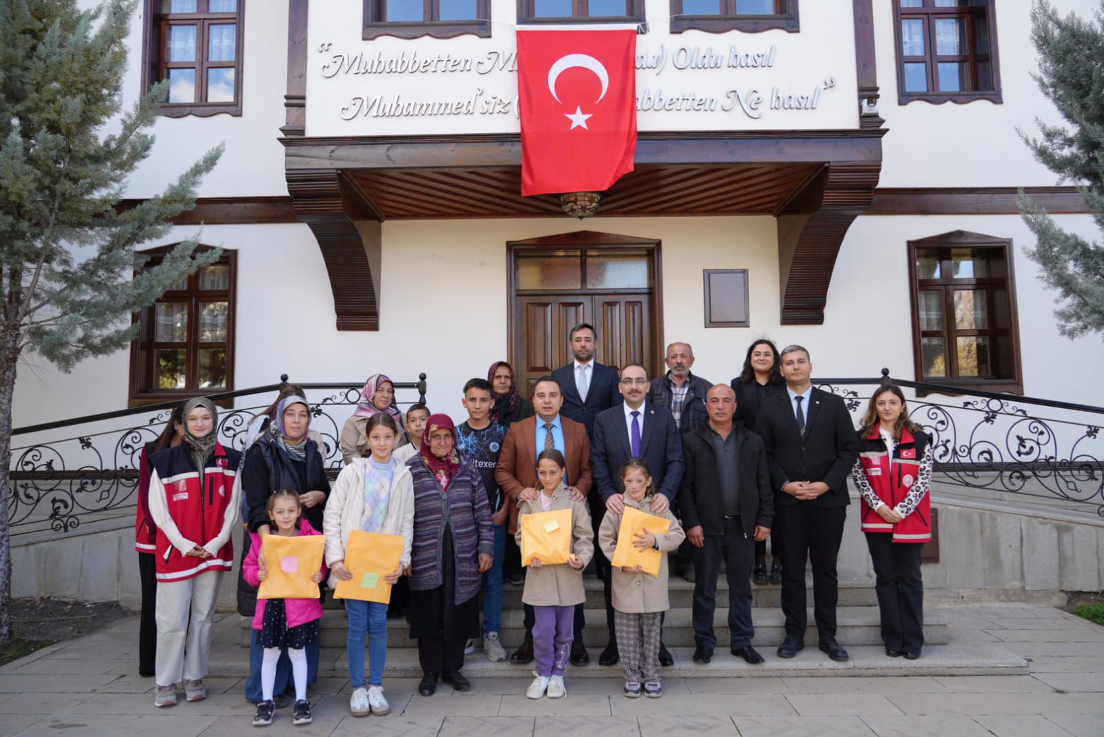 Aile Yılı'nda Ailemiz İstikbalimiz
