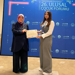 26. Ulusal Çocuk Forumu “Dijital Dünyada Çocuk Hakları” Temasıyla Trabzon’da Gerçekleştirildi - fotoğraf 9