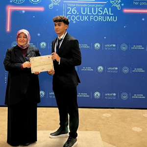 26. Ulusal Çocuk Forumu “Dijital Dünyada Çocuk Hakları” Temasıyla Trabzon’da Gerçekleştirildi - fotoğraf 8