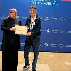 26. Ulusal Çocuk Forumu “Dijital Dünyada Çocuk Hakları” Temasıyla Trabzon’da Gerçekleştirildi - fotoğraf 27
