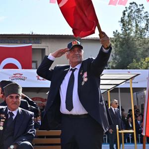 Cumhuriyet Bayramı kutlama programına katılım sağladık - fotoğraf 9