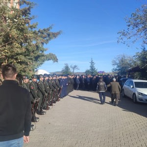 Kıbrıs Gazimiz Sadullah Yıldırım Dualarla Uğurlandı - fotoğraf 3