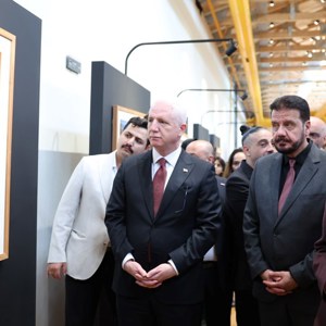 Bakanımız Göktaş, İstanbul'da "Hikayenin Geri Kalanı" isimli fotoğraf sergisinde konuştu - fotoğraf 1