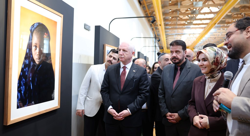 Bakanımız Göktaş, İstanbul'da "Hikayenin Geri Kalanı" isimli fotoğraf sergisinde konuştu