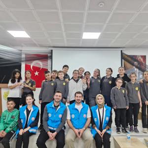 Tekkeköy Şehit Tayfun Özköse Ortaokulu’nda Ebeveyn ve Öğrencilere Yönelik Çocuk Hakları Eğitimi - fotoğraf 4