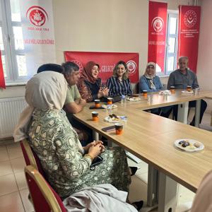 2025 Aile Yılı kapsamında, yeni evli çiftlerimiz ve tecrübeli çiftlerimiz bir araya geldi. - fotoğraf 1