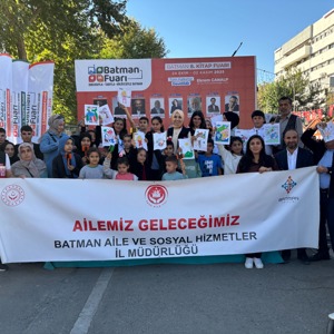 Aziz Şehitlerimizin Emaneti ve Kahraman Gazilerimizin Çocuklarıyla Dünya Çocuk Kitapları Haftası'nda Buluştuk - fotoğraf 7