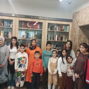 Aziz Şehitlerimizin Emaneti ve Kahraman Gazilerimizin Çocuklarıyla Dünya Çocuk Kitapları Haftası'nda Buluştuk - fotoğraf 17