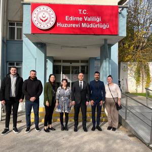  Edirne Huzurevi'nde Şehitlerimiz İçin Kur’an-ı Kerim ve Mevlid-Şerif Okundu. - fotoğraf 1