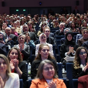 Bakanımız Göktaş, Kadınlara Yönelik Yapay Zeka ve Veri Bilimi Geliştirme Programı'nda konuştu - fotoğraf 8
