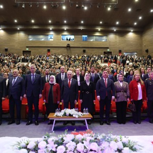 Bakanımız Göktaş, Kadim Değerlerden Modern Yaklaşımlara Türk Dünyasında Kadın ve Aile Sempozyumu'nda konuştu - fotoğraf 6