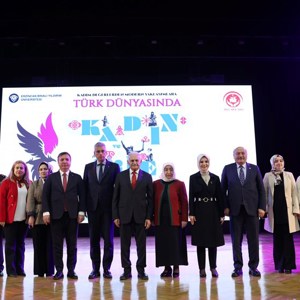 Bakanımız Göktaş, Kadim Değerlerden Modern Yaklaşımlara Türk Dünyasında Kadın ve Aile Sempozyumu'nda konuştu - fotoğraf 7