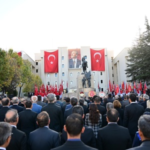Cumhuriyetimizin Banisi Gazi Mustafa Kemal Atatürk’ün Ebediyete İrtihalinin 87. Yıl Dönümü - fotoğraf 3