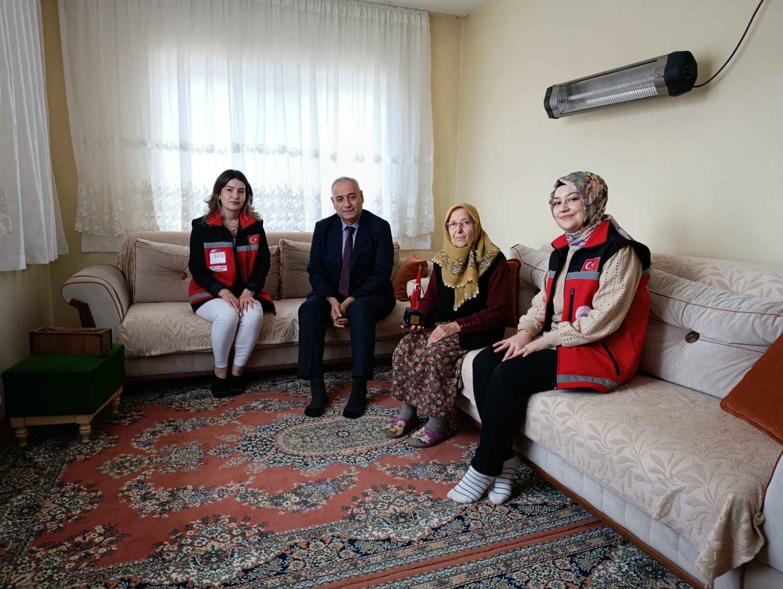 Şehit Öğretmen Birol İrfan Aşkar’ın Kıymetli Annesine Ziyaret 