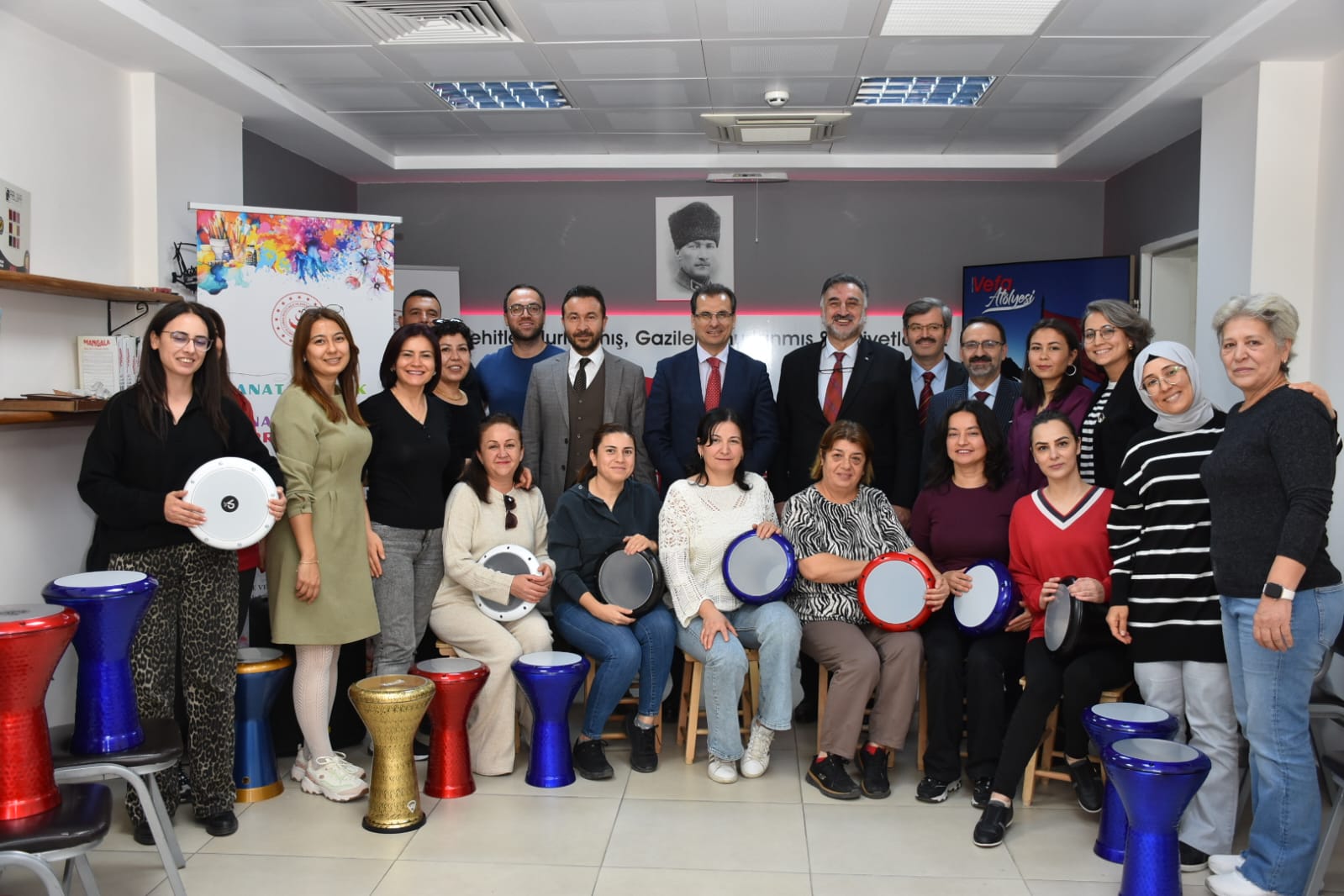 Salihli’de Şehit ve Gazi Ailelerine Yönelik Başlatılan Ritim Atölyesi Açılışı Yapıldı