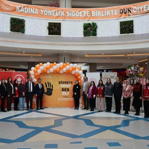 “25 Kadın 25 Hikâye” Resim Sergisi ve Tanıtım Etkinlikleri - fotoğraf 5