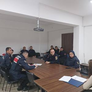 Ürgüp Jandarma Karakol Komutanlığına Kadına Yönelik Şiddetle Mücadele Konusunda Eğitim Düzenlendi - fotoğraf 2