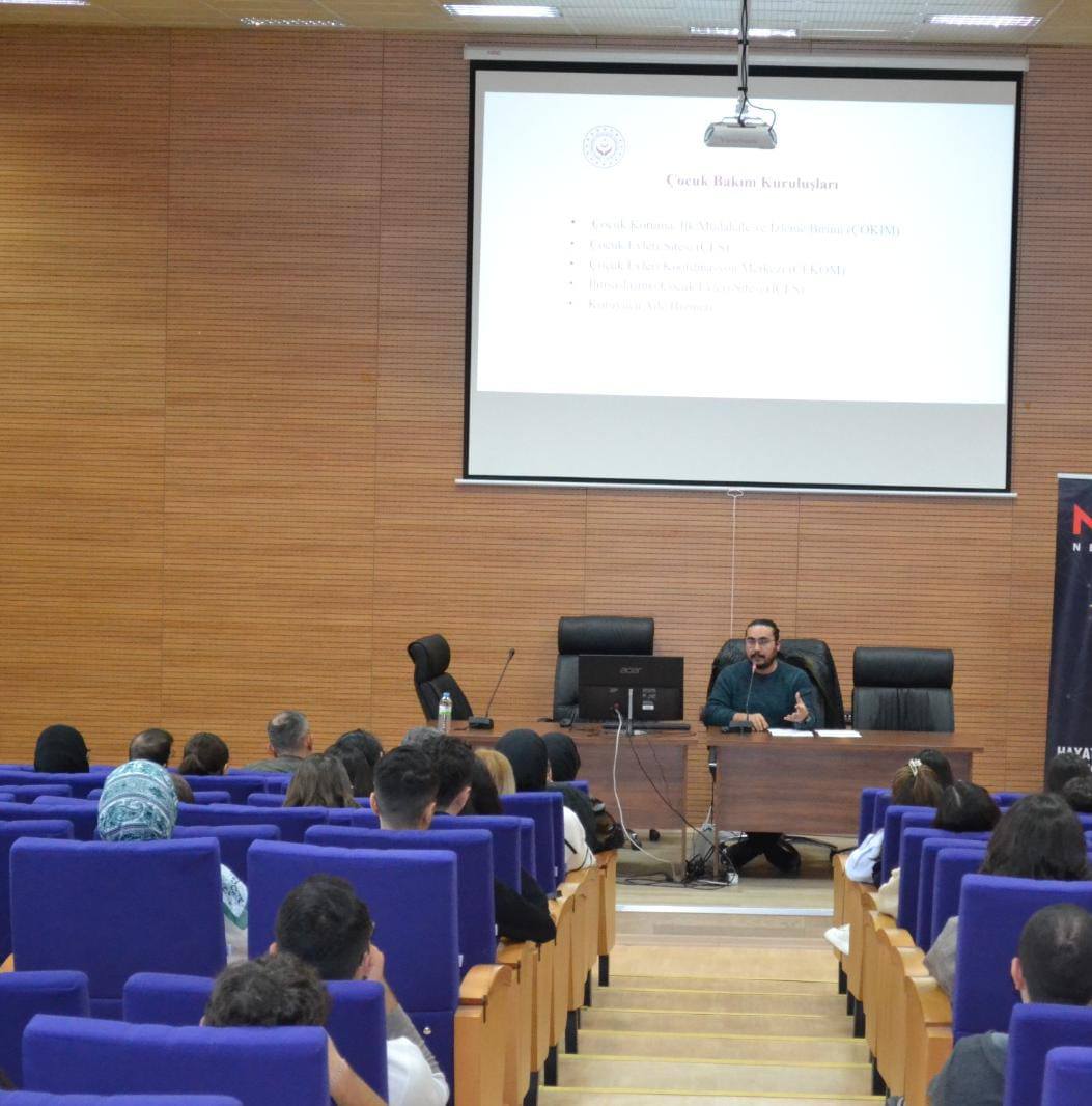 “Çocuk Hakları Günü" Kapsamında "Madde Bağımlılığı ve İstismarla Mücadele" konulu Eğitim Gerçekleştirildi