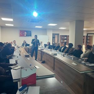 İşçi-İşveren Uyuşmazlıkları Eğitimi İl Müdürlüğümüzce Düzenlendi - fotoğraf 1
