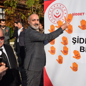 25 Kasım Kadına Yönelik Şiddete Karşı Uluslararası Mücadele Günü - fotoğraf 3