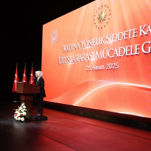 Cumhurbaşkanı Erdoğan ve Bakanımız Göktaş, "Kadına Yönelik Şiddete Karşı Uluslararası Mücadele Günü" programına katıldı - fotoğraf 6