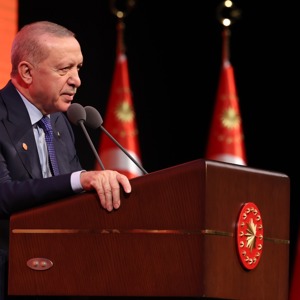 Cumhurbaşkanı Erdoğan ve Bakanımız Göktaş, "Kadına Yönelik Şiddete Karşı Uluslararası Mücadele Günü" programına katıldı - fotoğraf 2