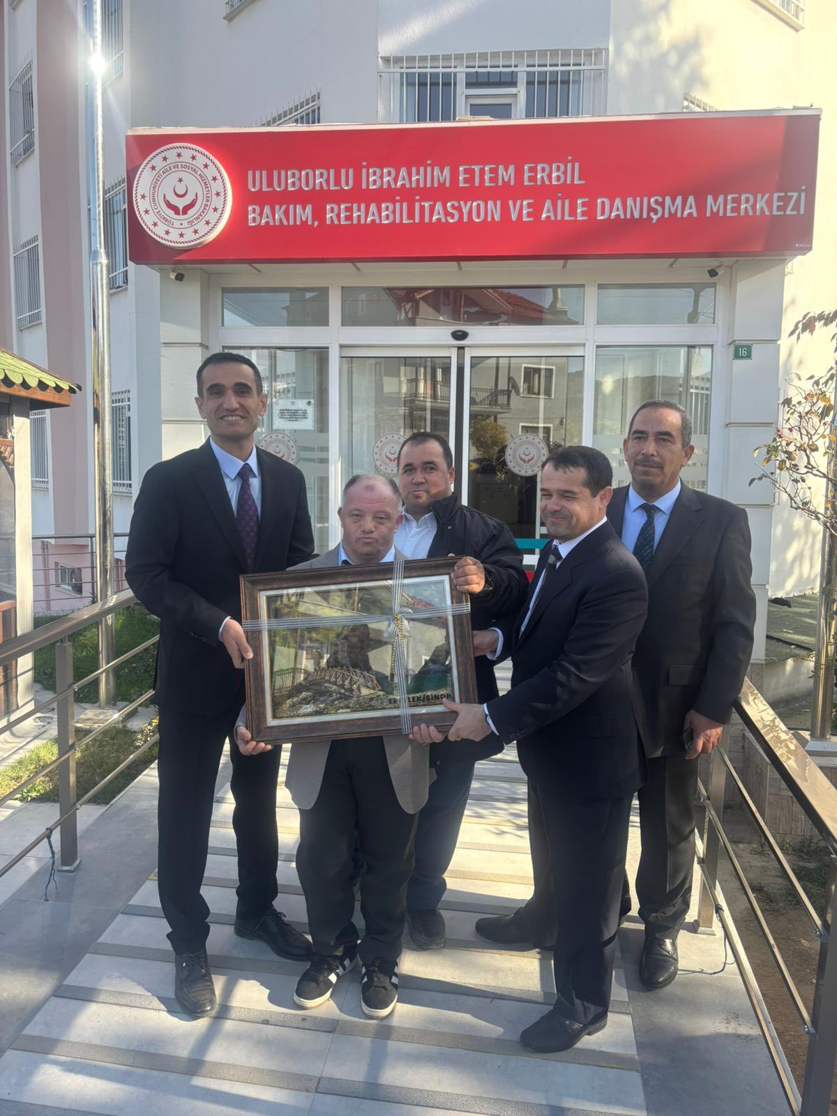 Uluborlu Kaymakamından Kuruluşumuza Ziyaret