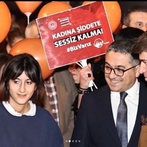 25 Kasım Kadına Yönelik Şiddetle Uluslararası Mücadele Günü kapsamında, “Turuncu Gece Farkındalık Yürüyüşü” gerçekleştirildi. - fotoğraf 2