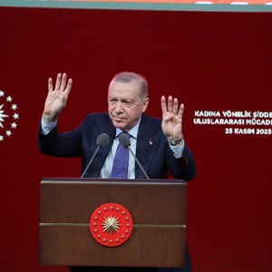 Cumhurbaşkanı Erdoğan ve Bakanımız Göktaş, "Kadına Yönelik Şiddete Karşı Uluslararası Mücadele Günü" programına katıldı - fotoğraf 4