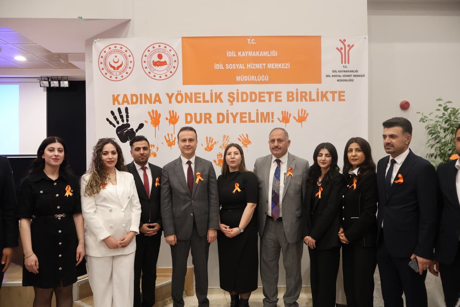 İdil Sosyal Hizmet Merkez Müdürlüğünde "25 Kasım Kadına Yönelik Şiddete Karşı Uluslararası Mücadele Günü” Programı Gerçekleştirildi 