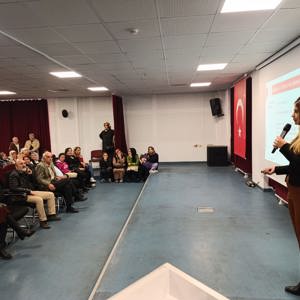 Aile Yılı'nda #İşaretiFarket: Kadına Yönelik Şiddete Karşı Farkındalık Etkinlikleri  - fotoğraf 9