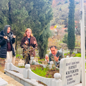 Şehit Ailelerimizin 24 Kasım Öğretmenler Gününü Kutladık - fotoğraf 3