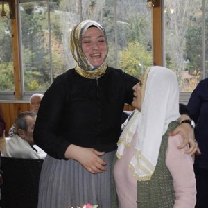 🎉 Huzurevimizde Doğum Günü Sürprizi 🎂✨ - fotoğraf 2