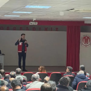 Durağan’da Muhtarlara Yönelik “Madde Bağımlılığıyla Mücadele” Eğitimi Düzenlendi - fotoğraf 1