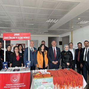 Şırnak’ta 25 Kasım Programı Yoğun İlgiyle Gerçekleşti: “Bir Ses Ol” Çağrısı Yükseldi - fotoğraf 1