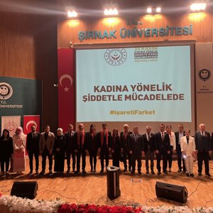 Şırnak’ta 25 Kasım Programı Yoğun İlgiyle Gerçekleşti: “Bir Ses Ol” Çağrısı Yükseldi - fotoğraf 4