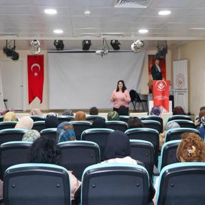 İl Müdürlüğümüz konferans salonunda, İUP personeline yönelik “İş Arama Becerileri ve CV Hazırlama” eğitimi gerçekleştirilmiştir - fotoğraf 3