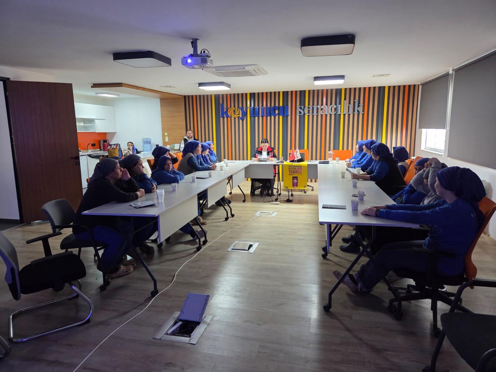 Kadına Yönelik Şiddetle Mücadele ve Bağımlılıktan Koruyan Aile Konularında Seminer