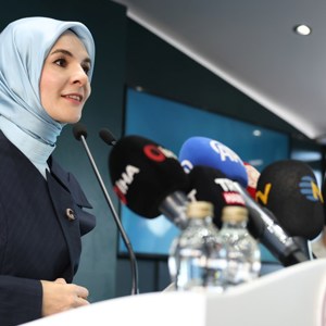 Aile ve Sosyal Hizmetler Bakanımız Göktaş, Yükselen Kadınlar Girişimcilik Eğitim Tırı Lansmanı'nda konuştu - fotoğraf 2