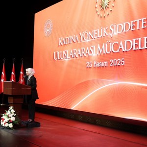 Cumhurbaşkanı Erdoğan ve Bakanımız Göktaş, "Kadına Yönelik Şiddete Karşı Uluslararası Mücadele Günü" programına katıldı - fotoğraf 6