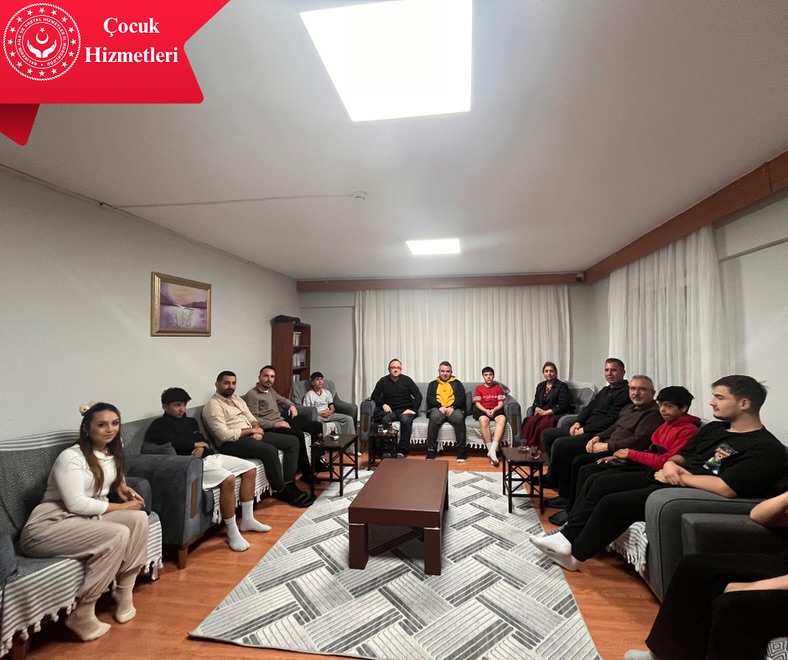 Balıkesir Cumhuriyet Savcısı Sayın Gürsel KENAR Ayten Burhan Erdayı Çocuk Evleri Sitesi Müdürlüğümüzdeki Çocuklarımızı Ziyaret Etti