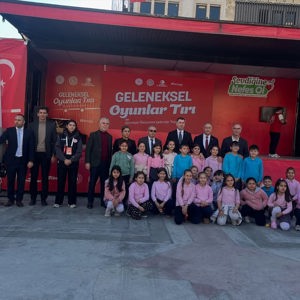 Geleneksel Oyunlar Tırı Sındırgı’da Çocuklarımızla Buluştu - fotoğraf 12
